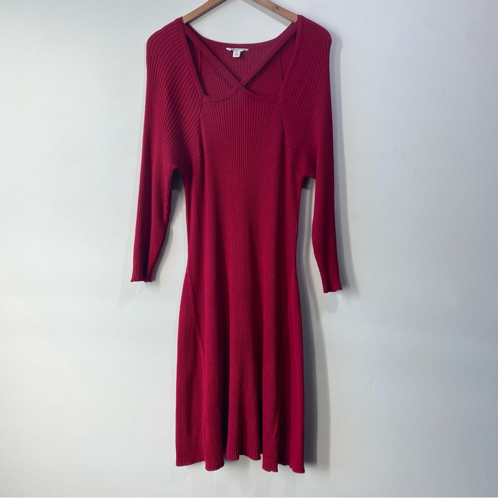 Elegant Red Ribbed Knit Dress